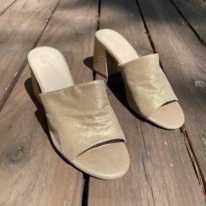 Seychelles Commute Gold Metallic Suede Leather Peep-Toe Mule Dress Sandals